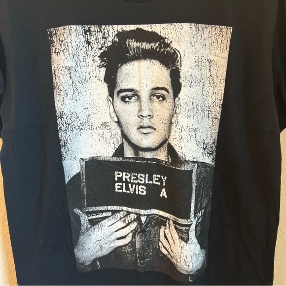ELVIS PRESLEY MUG SHOT T-shirt for men in size L - Picture 2 of 4